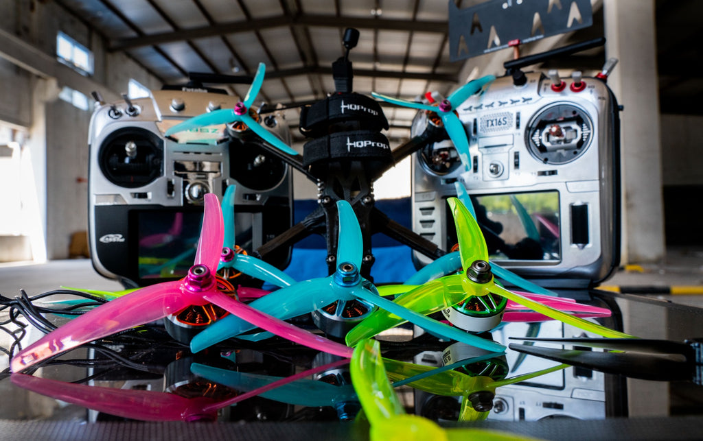 HQProp Juicy 螺旋槳 J40 5.1X4X3 （2 正＋2 反）-PC 聚碳酸酯｜FPV 螺旋槳
